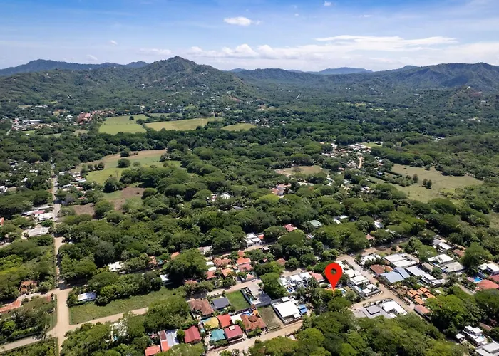 4br Tropical Retreat • Pool • • Golf Cart Сasa de vacaciones Santa Cruz (Guanacaste)